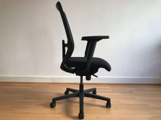 Living Chair 10 - Punktsynchronmechanik